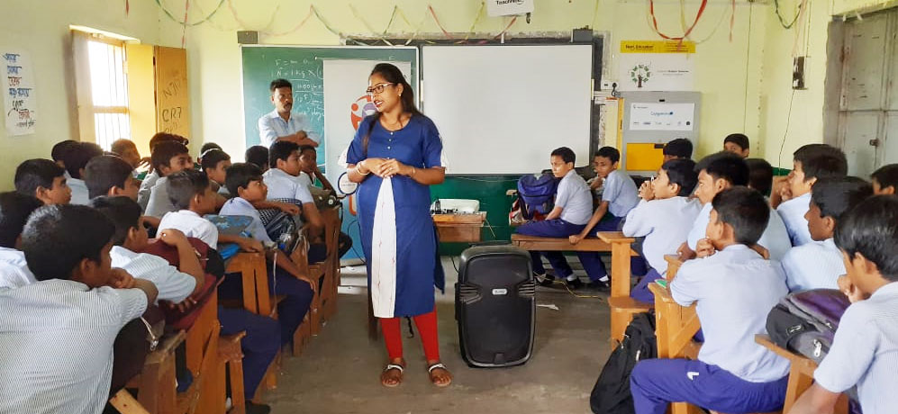 Beleghata Deshbandhu High School (Main)